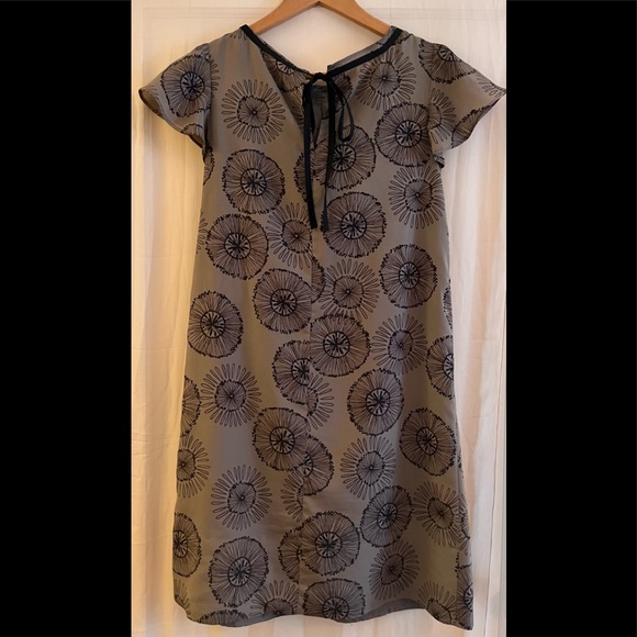 100% polyester - Picture 2 of 4